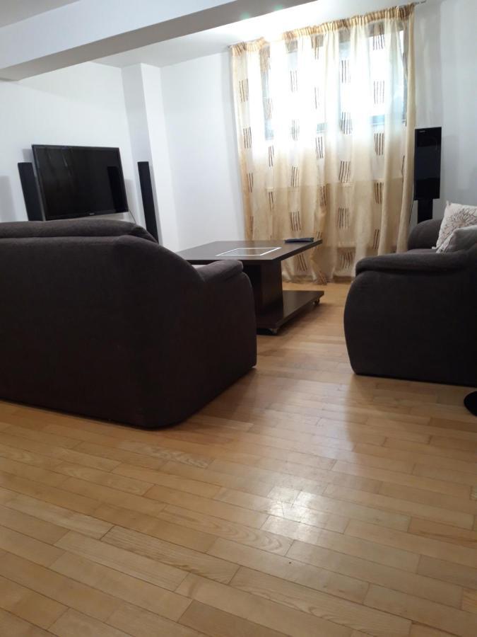 Papas Apartments Bucurestii Noi Exterior foto