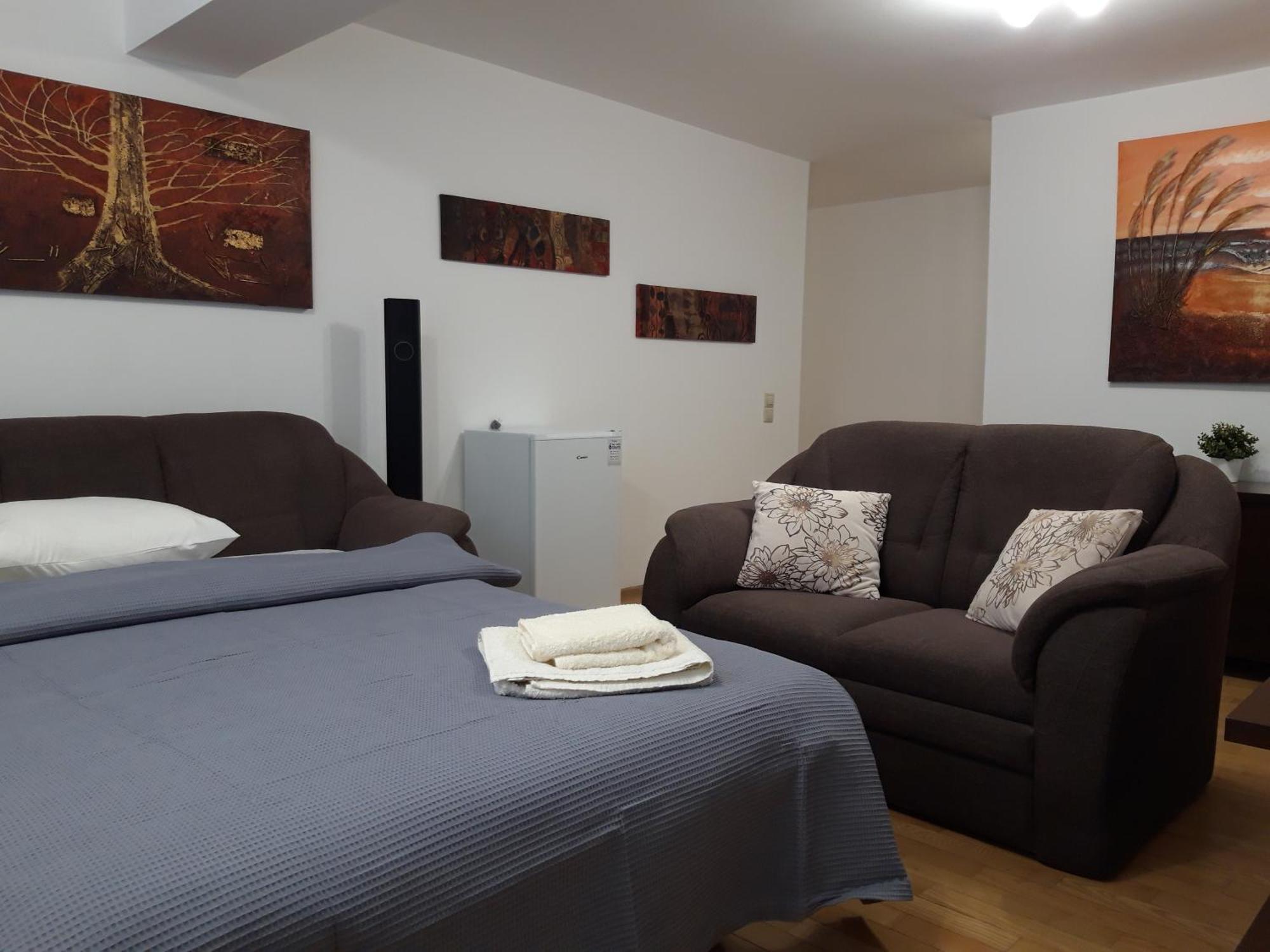 Papas Apartments Bucurestii Noi Zimmer foto